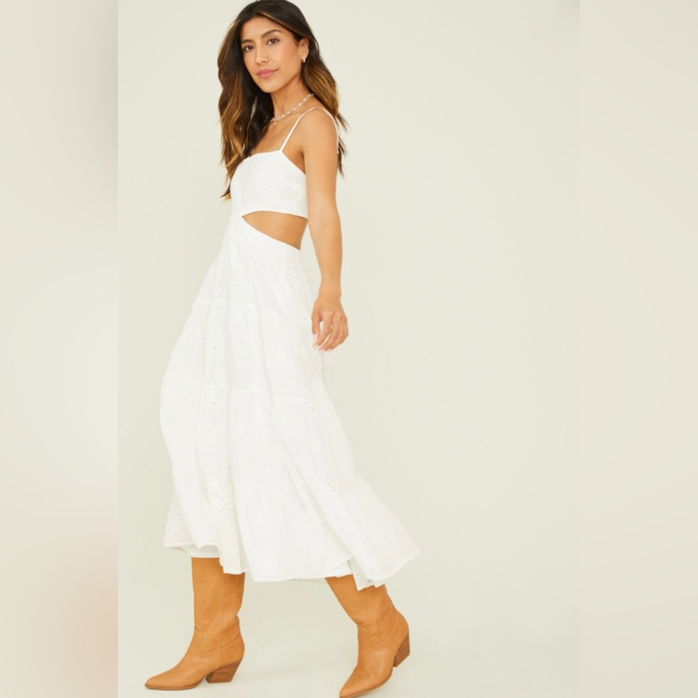 NWT Altar’d State Cline Eyelet Midi Dress Medium - Picture 3 of 7